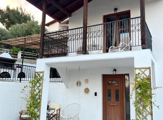 Neakitos Summer House Casa de Férias